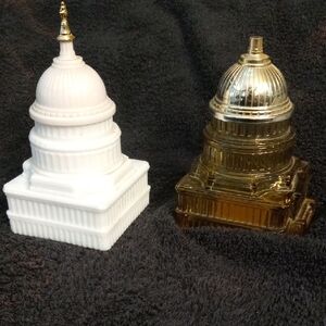 Capitol Building Figurines - White and Gold